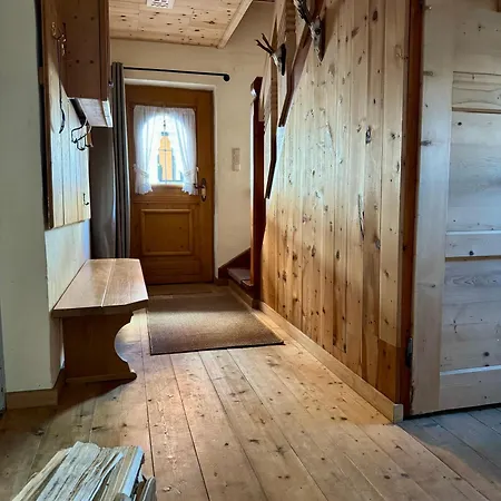 Marie Tatil Evi Tux