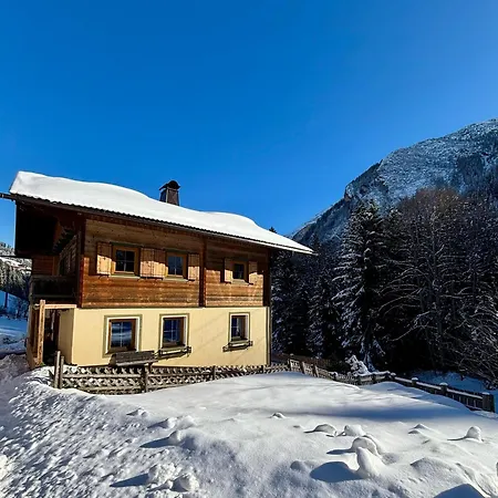 度假居 Marie 图克斯